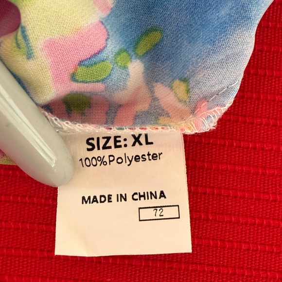 Women’s XL Floral Top - Picture 9 of 9